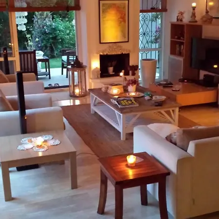 Met Privee Zwembad Çeşme