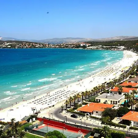 Met Privee Zwembad فيلة Çeşme
